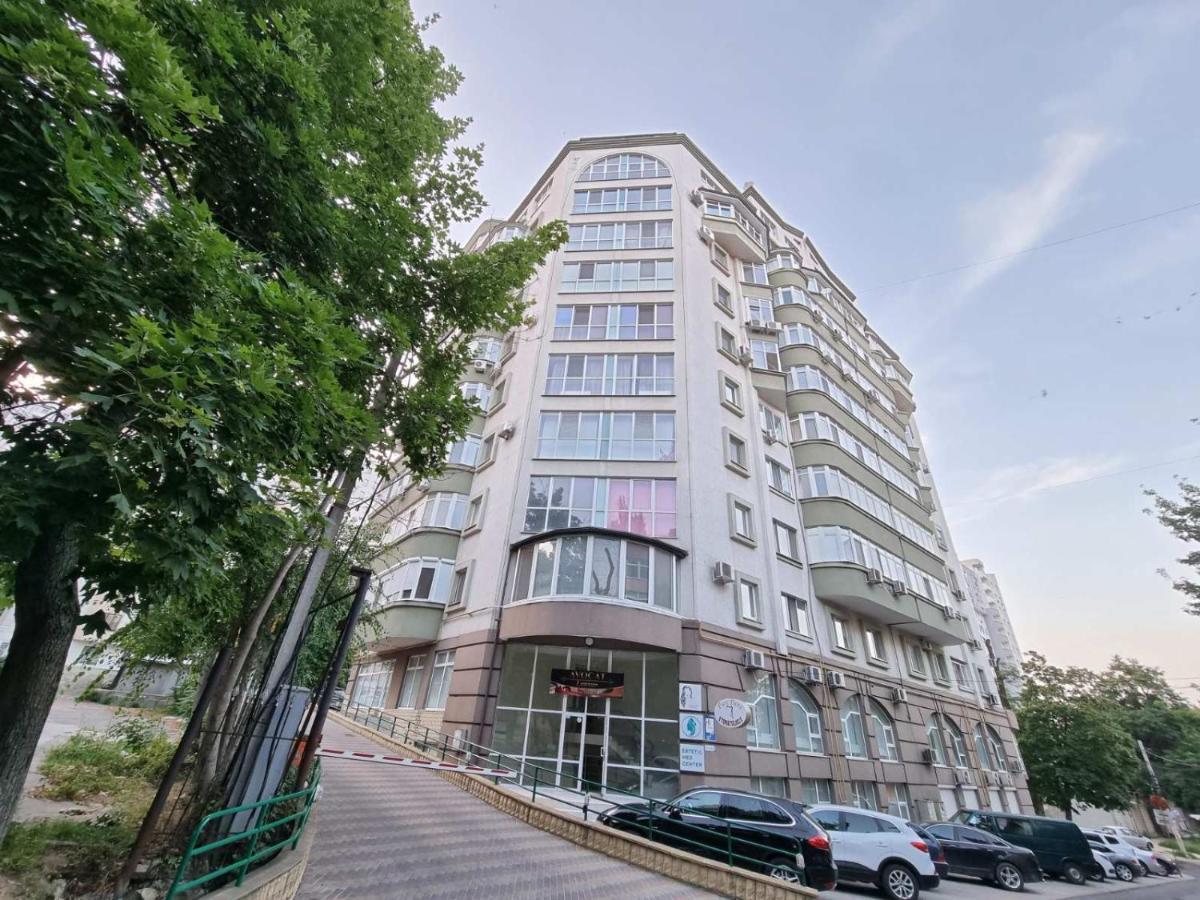 Elegance Apartment Chisinau Center Close To Stefan Cel Mare Ngoại thất bức ảnh